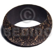 Natural wood bangle in black Natural wood bangle in black