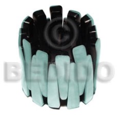 Aqua blue hammershell elastic bangle Aqua blue hammershell elastic bangle