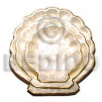 Capiz round scallop fruit tray