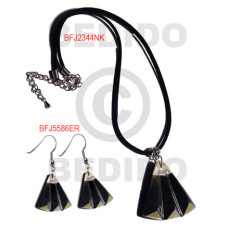Set jewelry ordered individually as Set jewelry ordered individually as