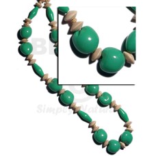 Lei kukui seeds and Lei kukui seeds and