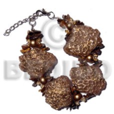 4 pcs. 32mmx25mm resin clam 4 pcs. 32mmx25mm resin clam