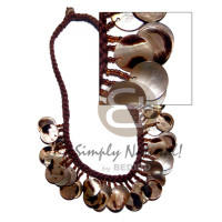 36pcs. dangling 18mm round brownlip