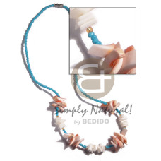 White rose and pink lihuanus